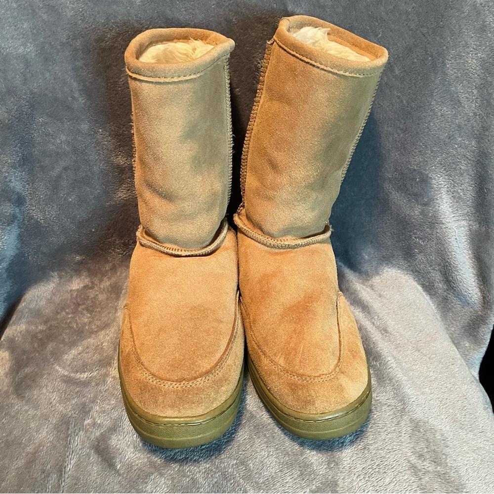 Bass Boots Size 7 Tan